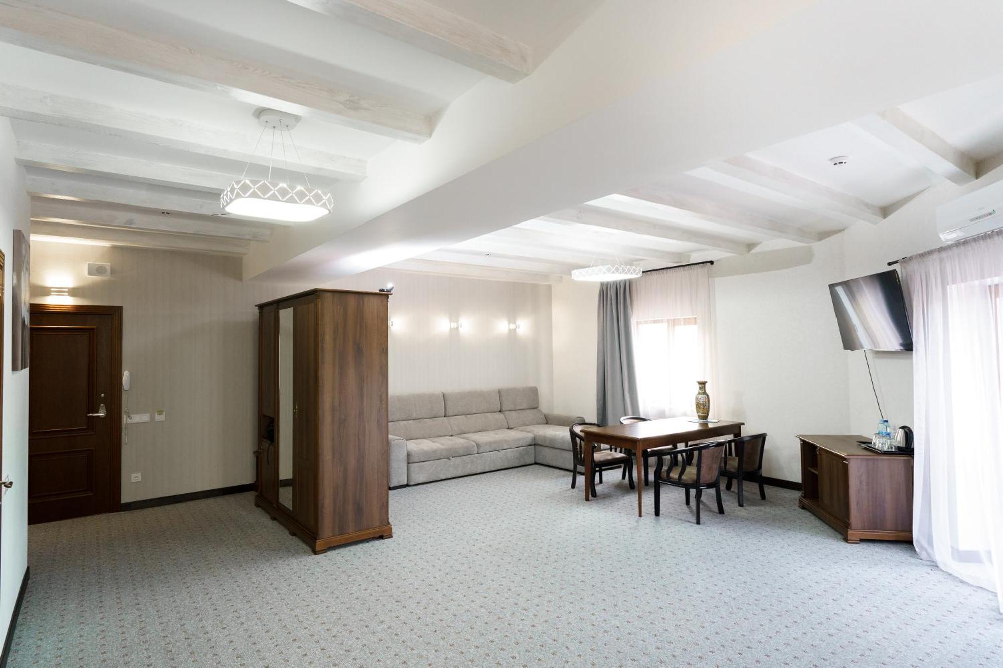 Spa-Hotel Dodo Житомир Екстериор снимка