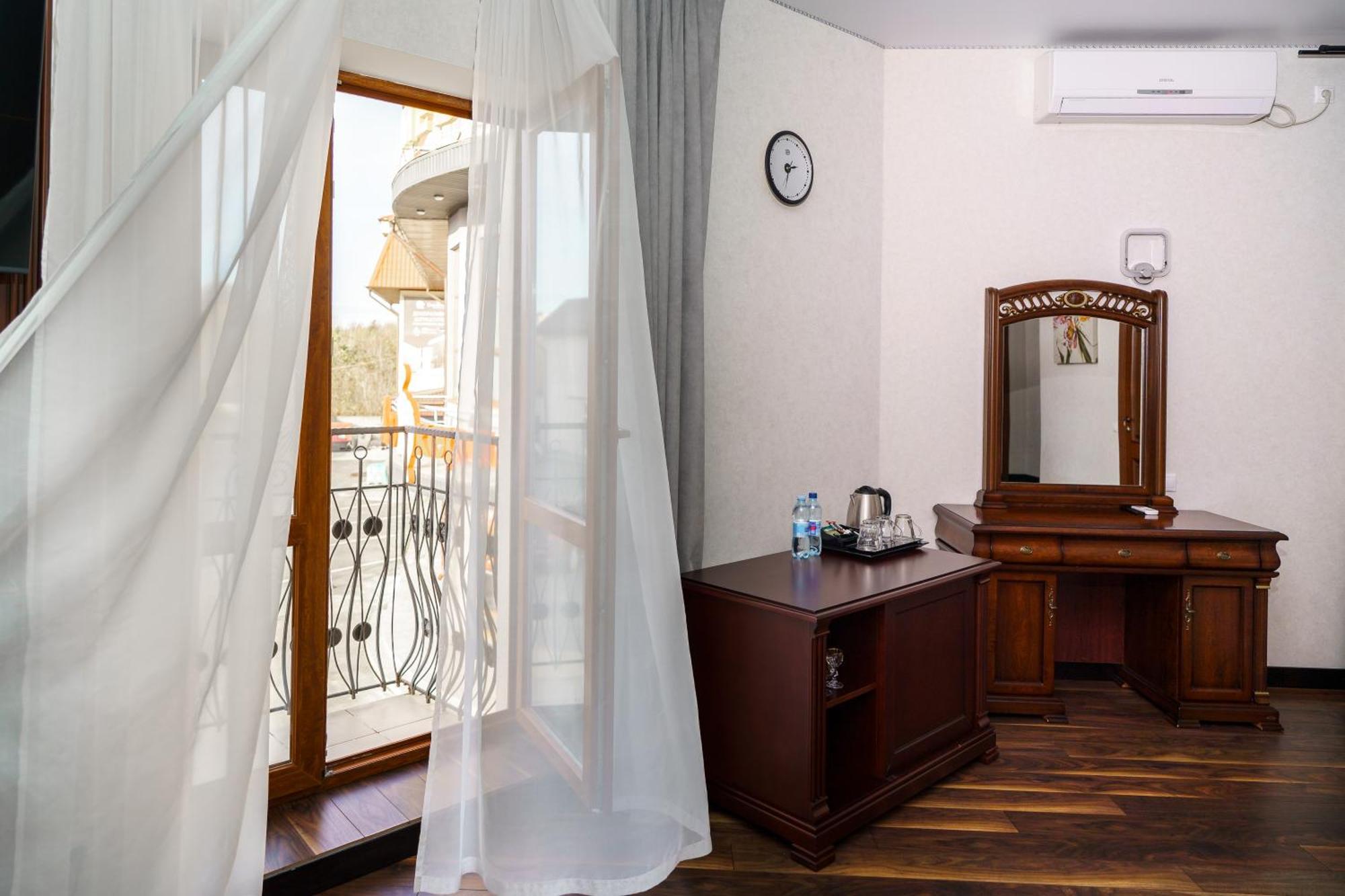 Spa-Hotel Dodo Житомир Екстериор снимка