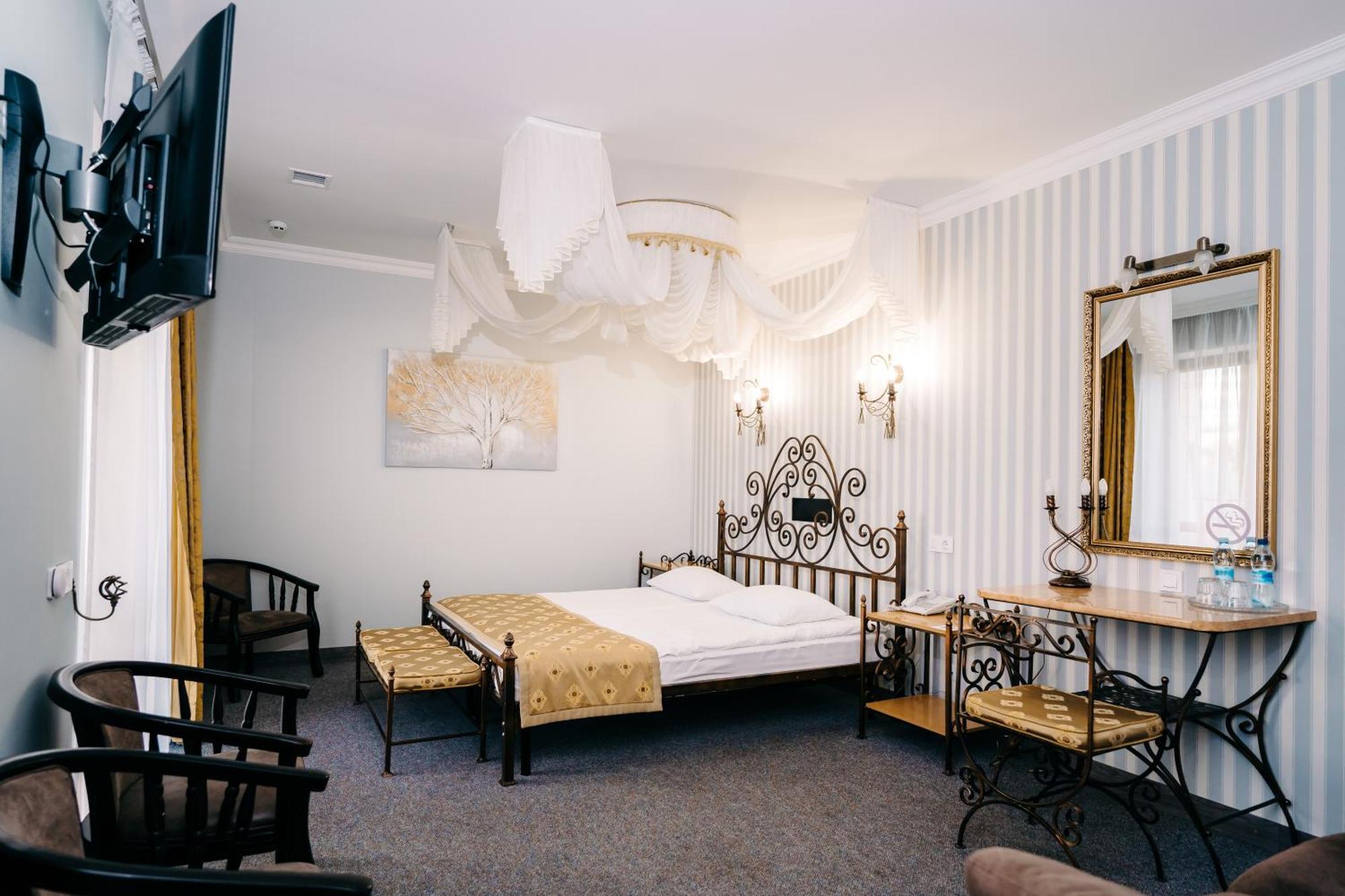 Spa-Hotel Dodo Житомир Екстериор снимка