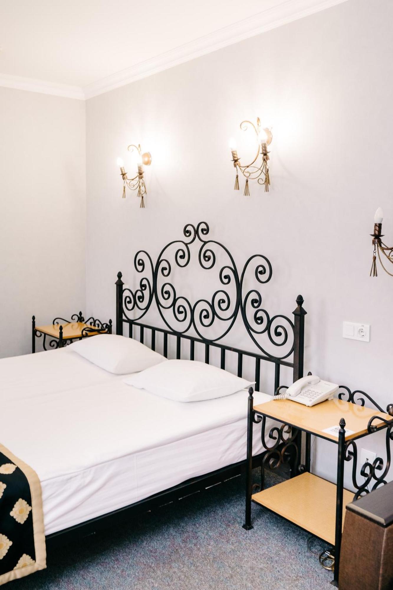 Spa-Hotel Dodo Житомир Екстериор снимка
