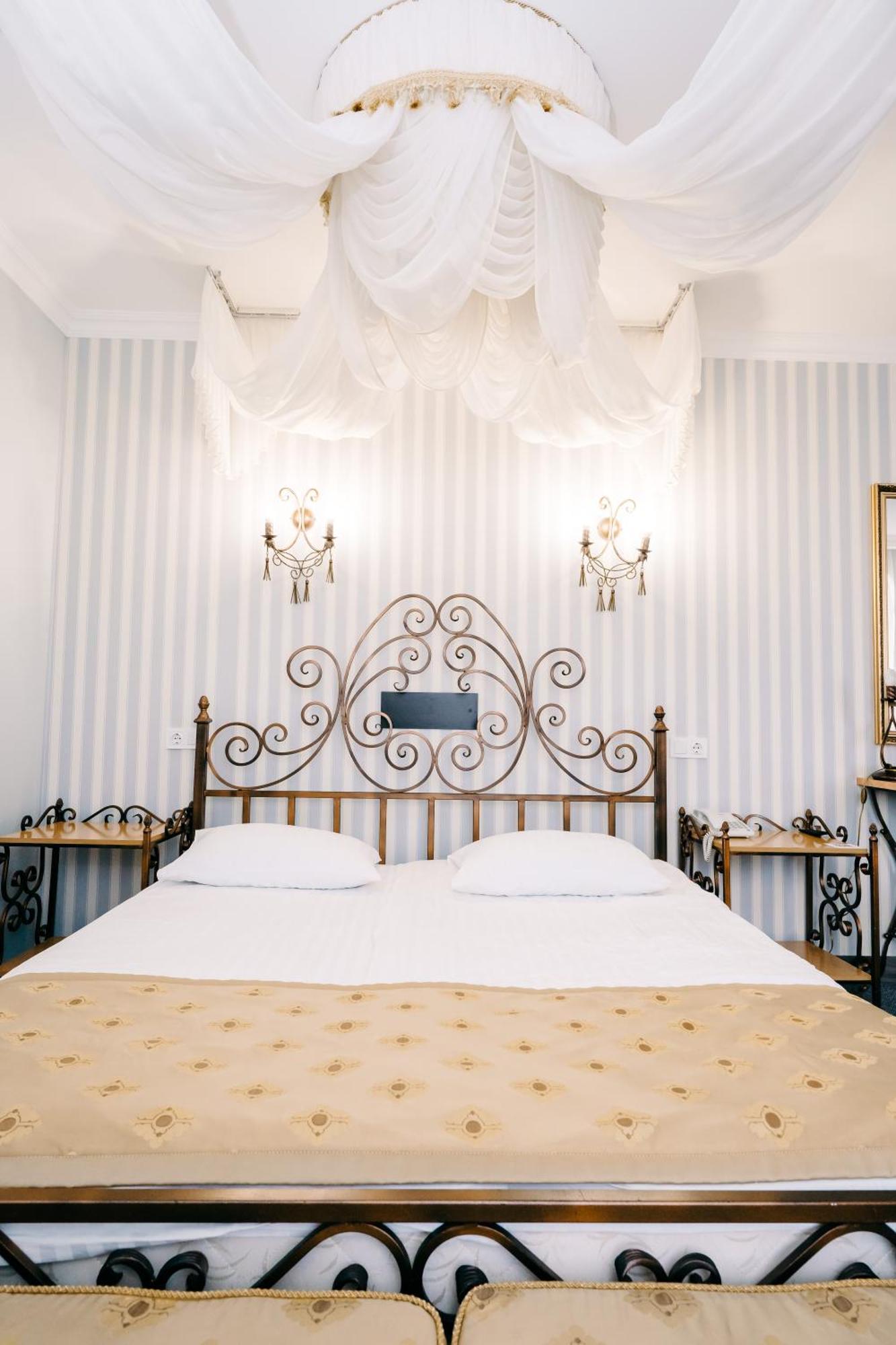 Spa-Hotel Dodo Житомир Екстериор снимка
