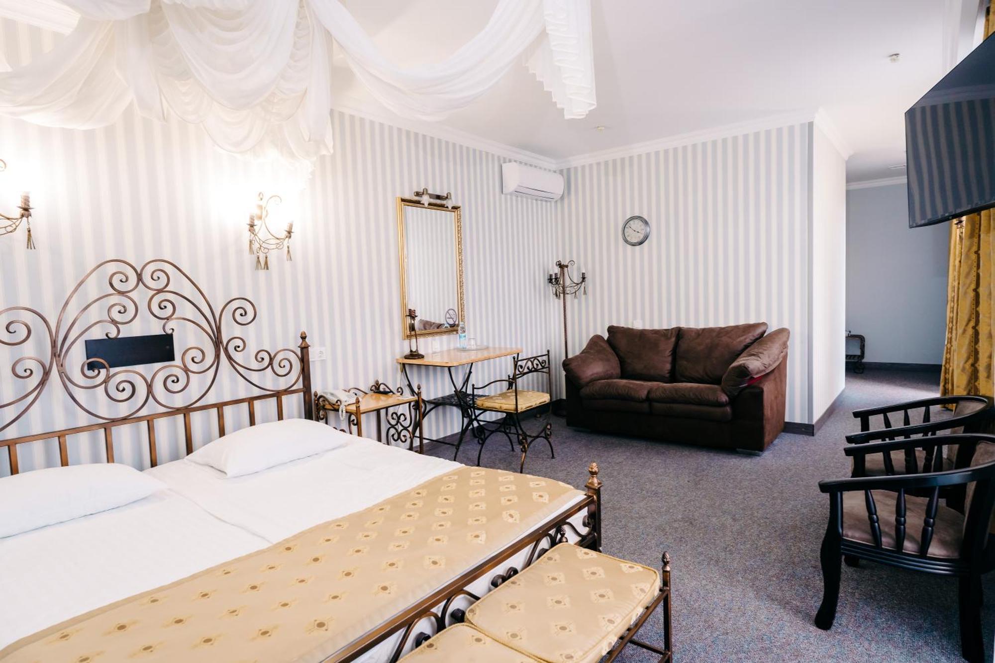 Spa-Hotel Dodo Житомир Екстериор снимка
