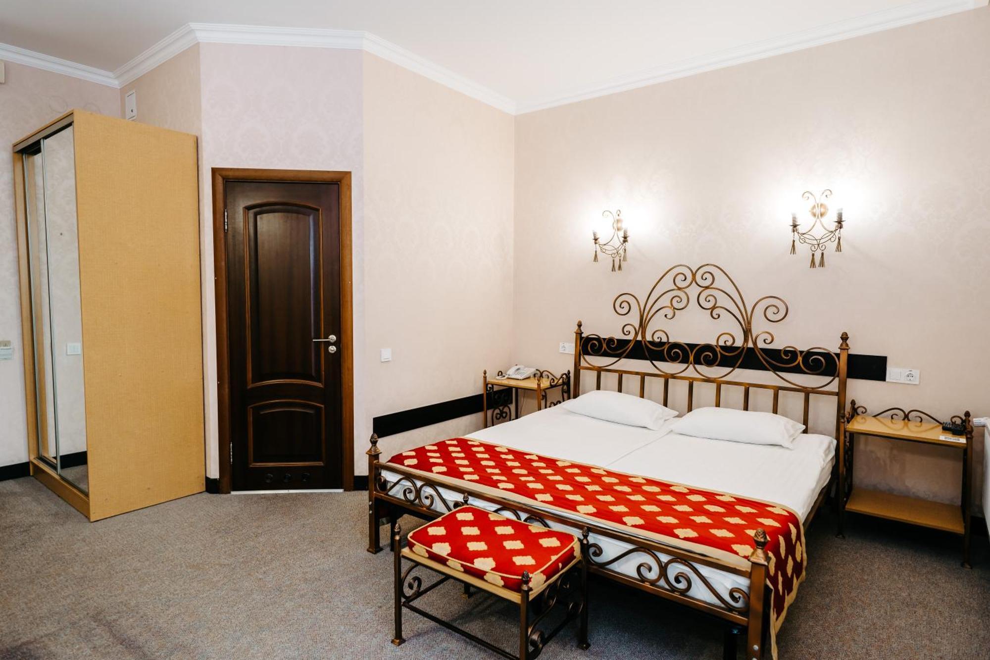 Spa-Hotel Dodo Житомир Екстериор снимка
